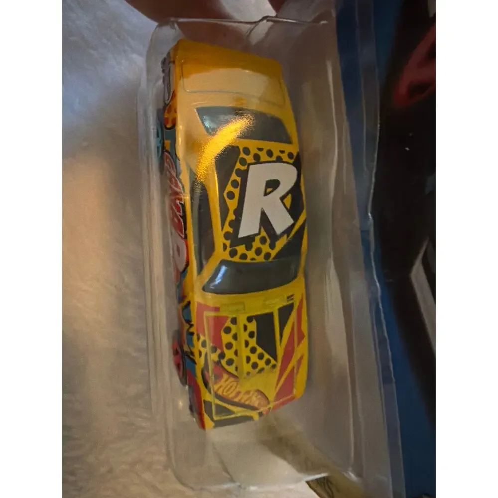 Hot Wheels 68 COPO Camaro HW Art Cars 5/10 Yellow 63/250 Factory Sealed